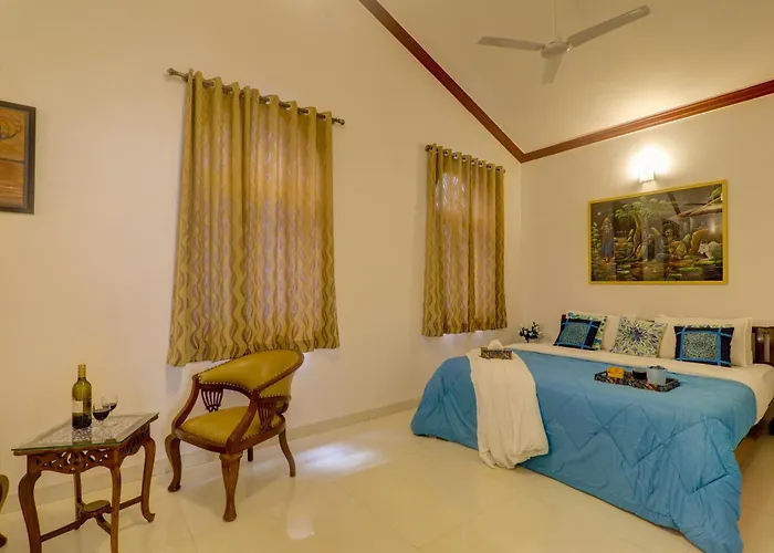 Ludo Private Pool Villa, Wifi-Caretaker-Parking, North Goa