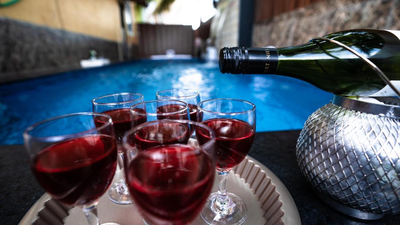 Ludo Private Pool Villa, Wifi-caretaker-parking, North Goa