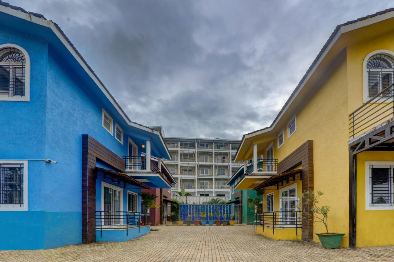 Ludo Private Pool Villa, Wifi-caretaker-parking, North Goa
