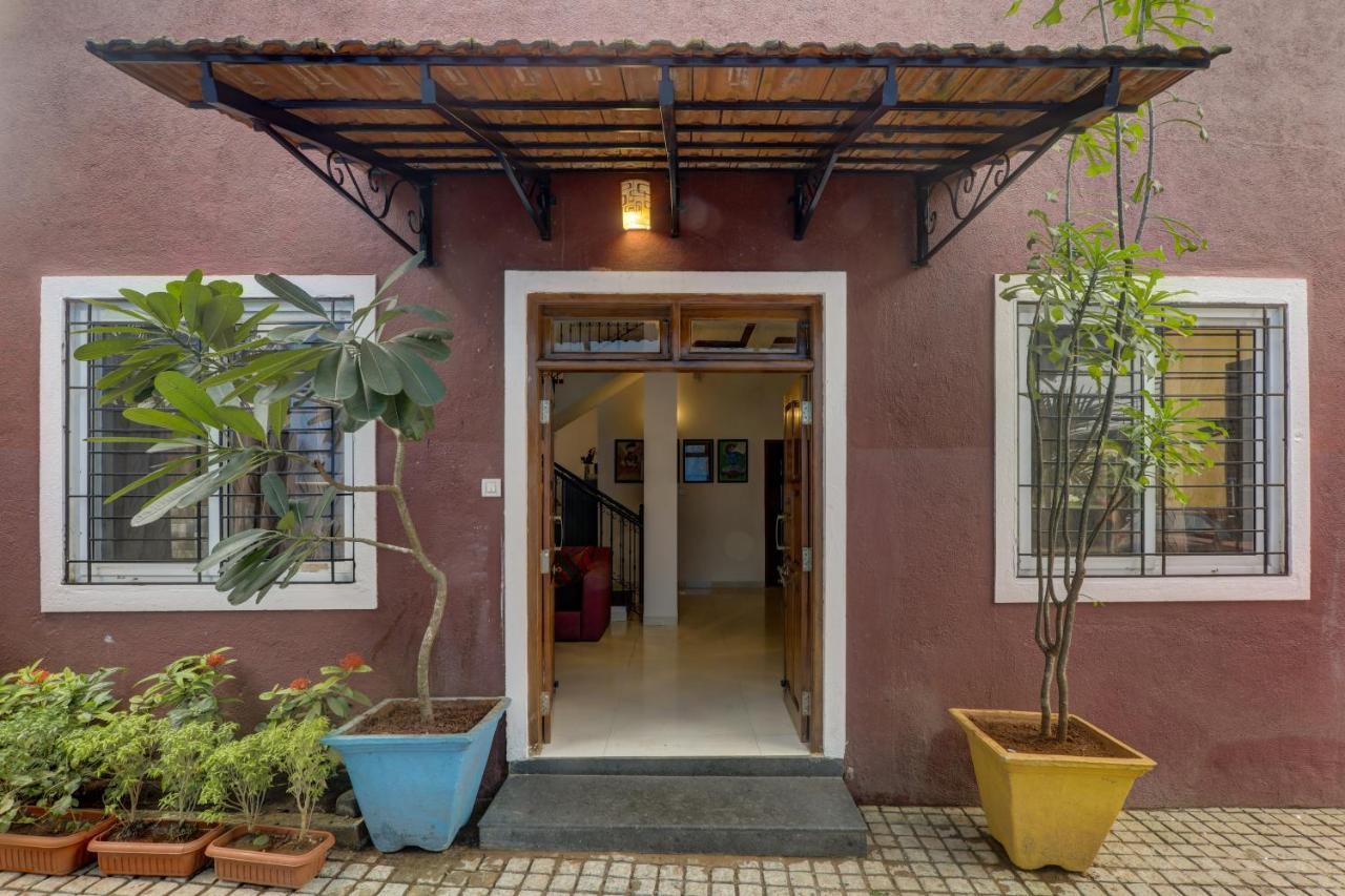 Ludo Private Pool Villa, Wifi-caretaker-parking, North Goa Villa