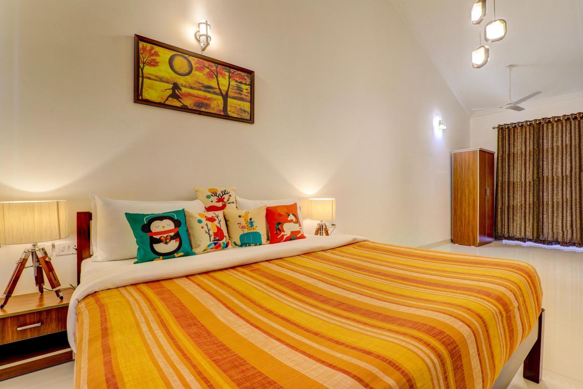 Villa Ludo Private Pool Villa, Wifi-caretaker-parking, North Goa
